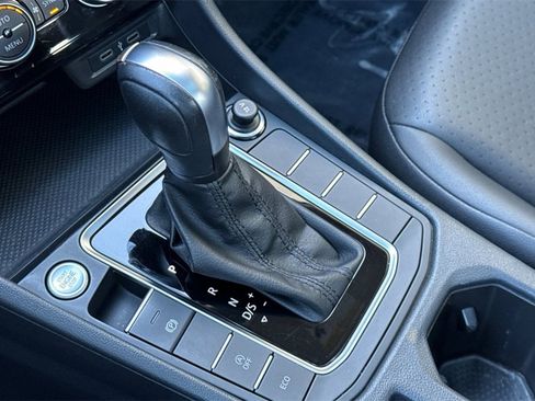 Used 2020 Volkswagen Jetta SE image 23