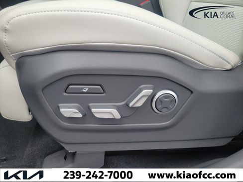 Used 2026 Hyundai Santa Fe Calligraphy FWD image 25