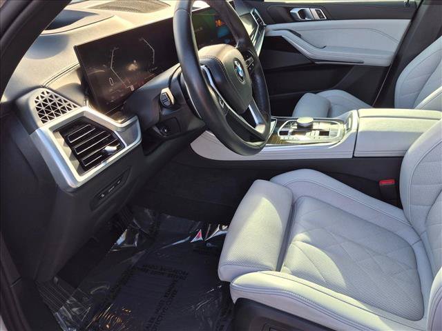 Certified 2025 BMW X5 sDrive40i w/ Premium Package RWD image 12