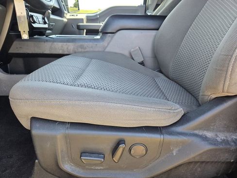 Used 2019 Ford F150 XLT w/ Equipment Group 302A Luxury AWD/4WD image 15