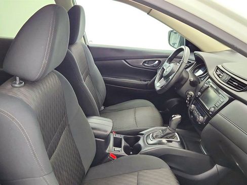 Used 2020 Nissan Rogue S image 23
