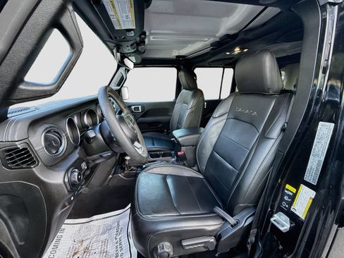 Used 2023 Jeep Wrangler Unlimited Sahara AWD/4WD image 23