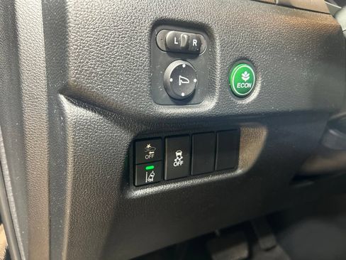 Used 2022 Honda Pilot TrailSport image 34
