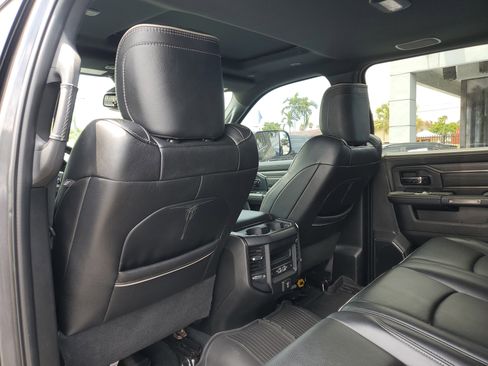 Used 2022 RAM 3500 Limited w/ Max Tow Package image 34