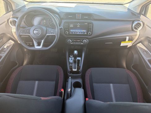 New 2025 Nissan Versa SR w/ Trunk Package image 16