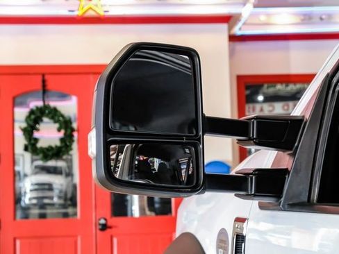 Used 2018 Ford F550 2WD Regular Cab Super Duty image 31