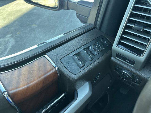 Certified 2021 Ford F250 King Ranch w/ King Ranch Ultimate Package AWD/4WD image 14