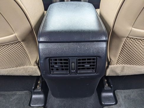 Used 2013 Toyota 4Runner Limited image 34