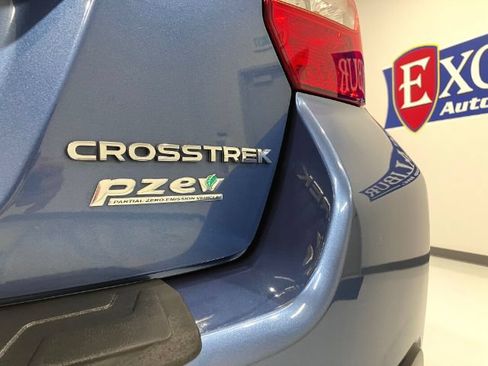 Used 2017 Subaru Crosstrek 2.0i Premium w/ Popular Package #1 AWD/4WD image 38