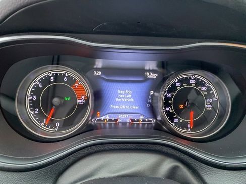 Certified 2019 Jeep Cherokee Limited w/ Trailer Tow Group image 22