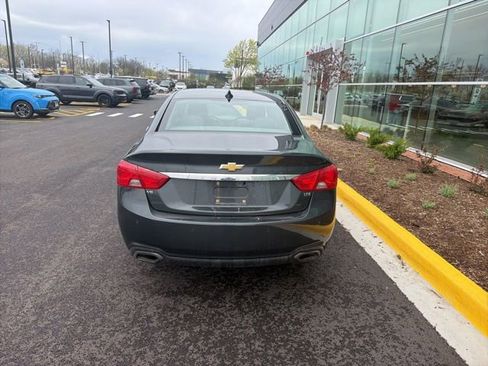 Used 2015 Chevrolet Impala LTZ image 16