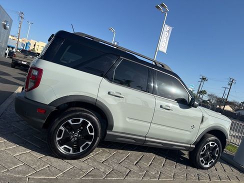 Used 2023 Ford Bronco Sport Outer Banks image 2