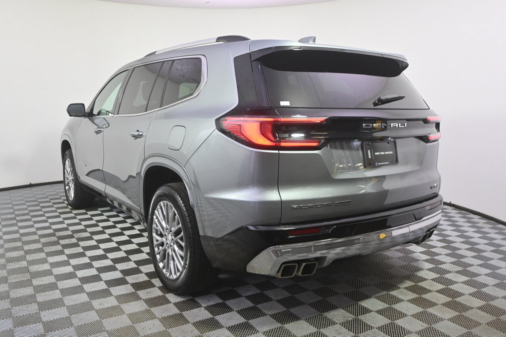 Used 2024 GMC Acadia Denali w/ LPO, Floor Liner Package AWD/4WD image 4