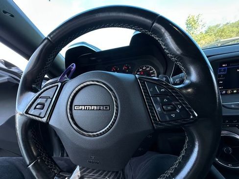 Used 2021 Chevrolet Camaro LT w/ RS Package image 18