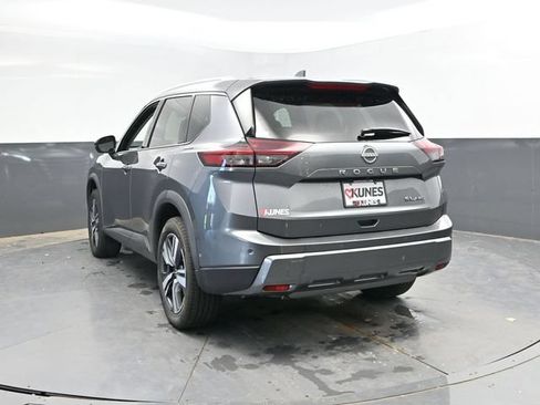 Used 2026 Nissan Rogue SL AWD/4WD image 10