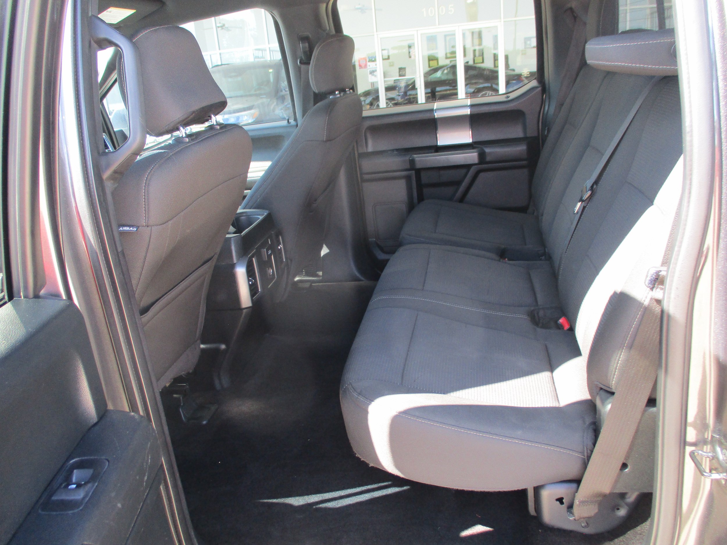 Used 2016 Ford F150 XLT w/ Equipment Group 302A Luxury AWD/4WD image 5