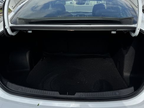 Used 2016 Chevrolet Malibu LS FWD image 9