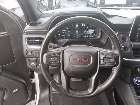 Used 2023 GMC Yukon AT4 w/ AT4 Premium Package AWD/4WD image 7