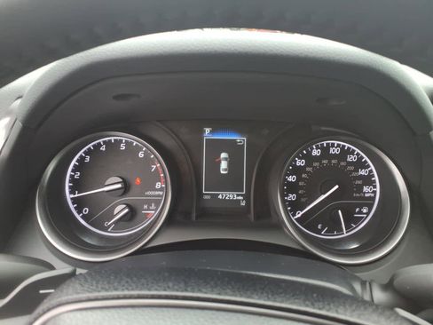 Used 2024 Toyota Camry SE image 8