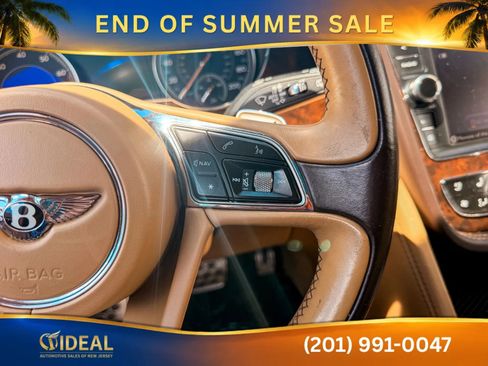 Used 2017 Bentley Bentayga AWD/4WD image 38