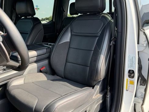 Used 2025 Ford F150 Raptor AWD/4WD image 7