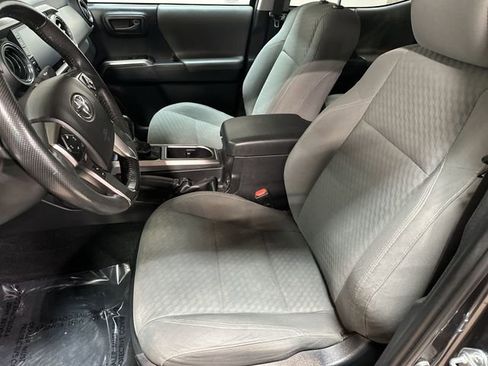Used 2021 Toyota Tacoma 4x4 Double Cab image 15