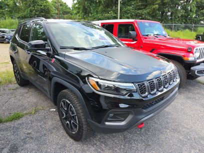 Used 2025 Jeep Compass Trailhawk w/ Trailhawk Elite Group