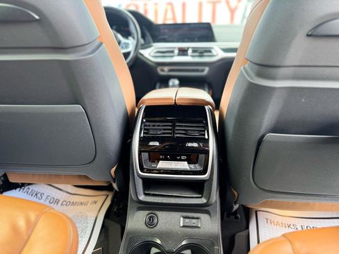 Used 2019 BMW X7 xDrive50i w/ M Sport Package image 59