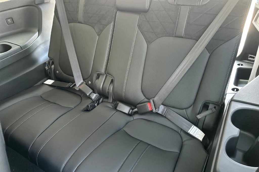 New 2026 Honda Pilot Elite image 17