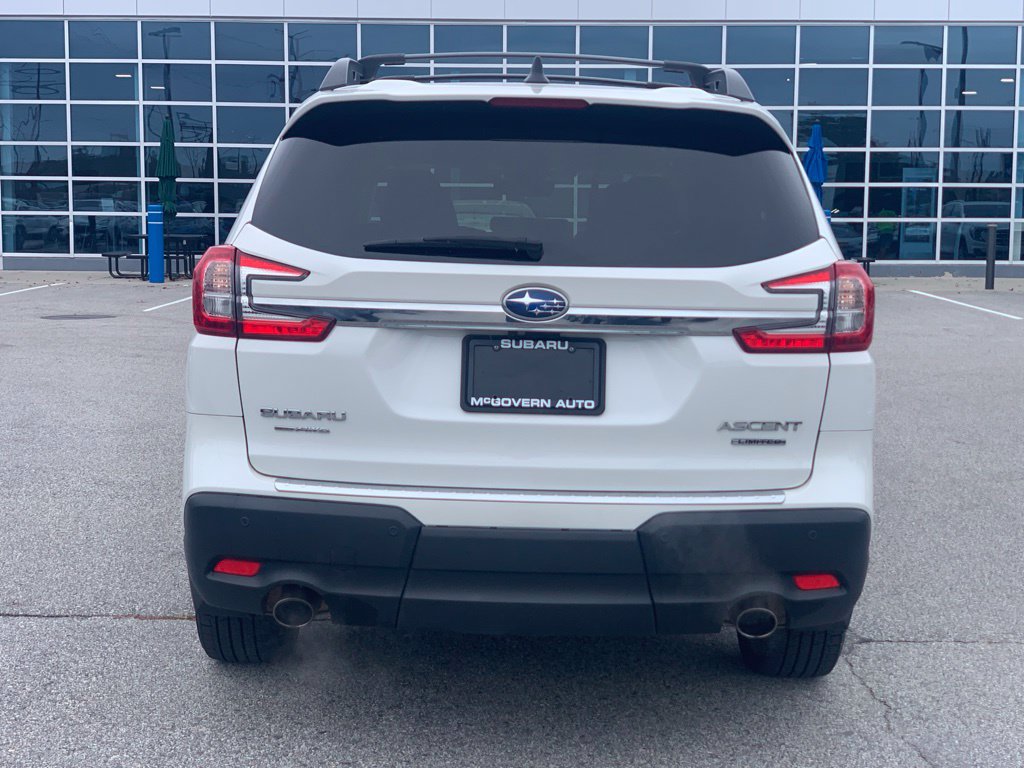 Used 2024 Subaru Ascent Limited w/ Technology Package AWD/4WD image 7