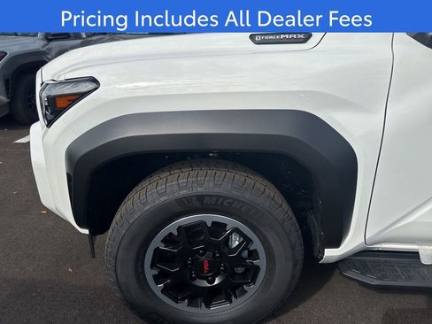 New 2026 Toyota 4Runner TRD Off-Road Premium AWD/4WD image 9