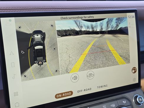 New 2026 Land Rover Defender 110 X-Dynamic SE image 22