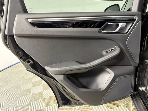 Used 2023 Porsche Macan Turbo image 24