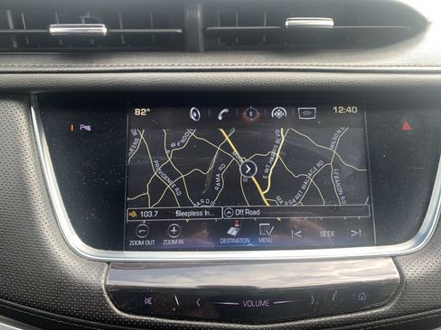 Used 2018 Cadillac XT5 Premium Luxury FWD image 24