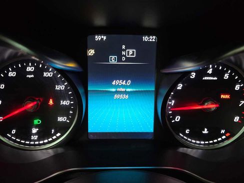 Used 2020 Mercedes-Benz GLC 300 4MATIC image 28