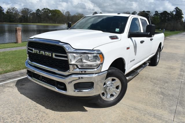 Used 2021 RAM 2500 Tradesman w/ Chrome Appearance Group AWD/4WD image 2