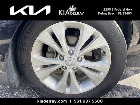 Used 2016 Kia Soul + image 27