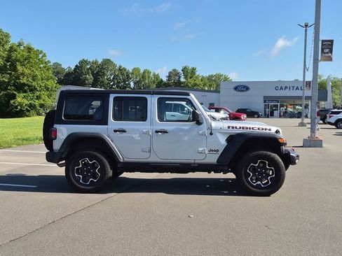 Used 2023 Jeep Wrangler Unlimited Rubicon AWD/4WD image 14