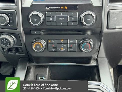 Used 2018 Ford F150 XLT w/ Equipment Group 302A Luxury AWD/4WD image 31