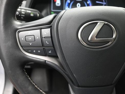 Used 2020 Lexus UX 200 w/ Premium Package FWD image 15