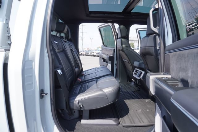 Used 2025 Ford F450 Platinum w/ FX4 Off-Road Package AWD/4WD image 35