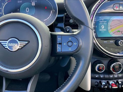 Certified 2023 MINI Cooper S w/ Signature Upholstery Package image 20