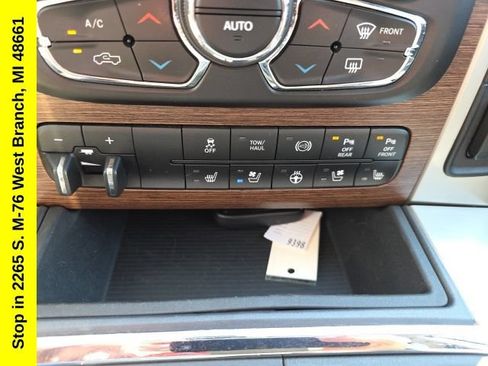 Used 2016 RAM 3500 Laramie AWD/4WD image 31