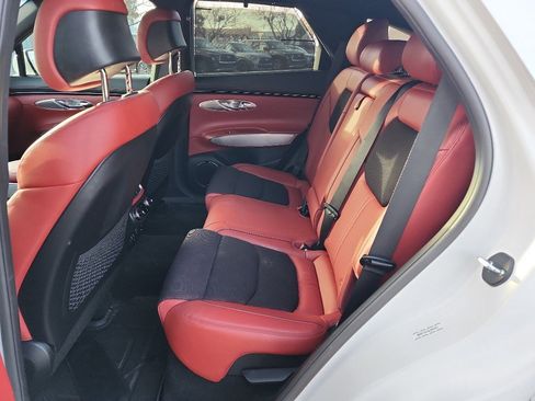 Used 2023 Genesis GV70 2.5T w/ Sport Prestige Package image 11