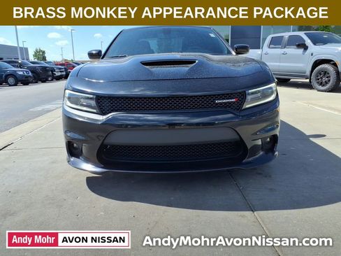 Used 2019 Dodge Charger R/T w/ Plus Group RWD image 3