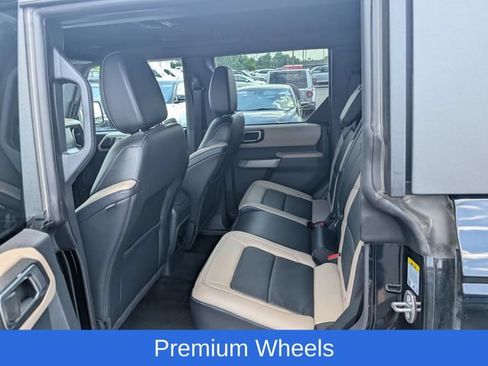 Used 2023 Ford Bronco Wildtrak AWD/4WD image 10