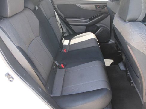 Used 2021 Subaru Crosstrek 2.0i AWD/4WD image 10