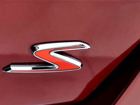 Used 2018 Kia Optima S image 14