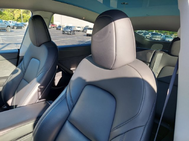 Used 2024 Tesla Model Y Long Range AWD/4WD image 20