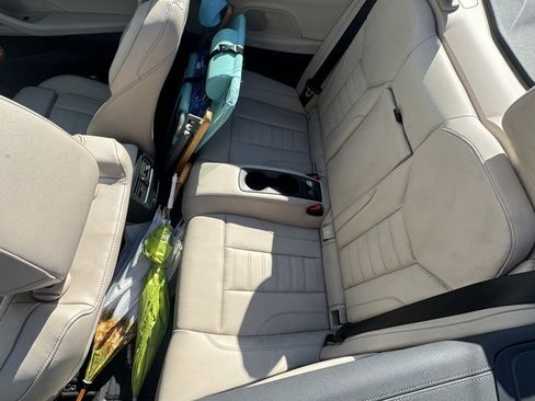 Used 2022 BMW 430i Convertible w/ M Sport Package image 7